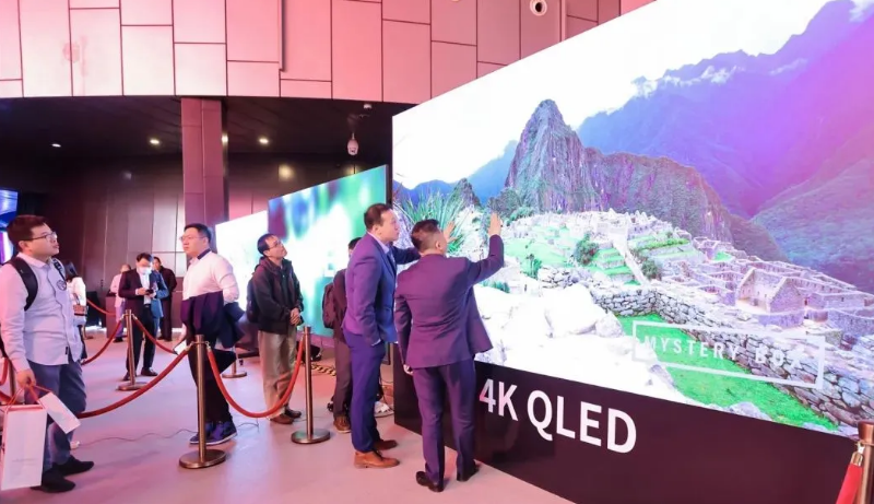 F6��¹����������˹�������������ӵ�(QD-mLED)ֱ�Խ���ƻ���Ƥ�顷