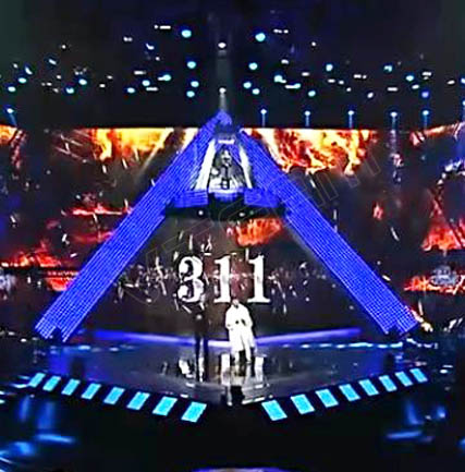 �������ӡ�����֮ս���ڶ��� ͸��LED��ʾ��