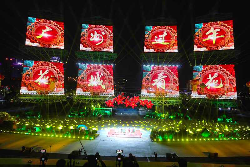 ���ݺ���ɳ���˹�԰������Ŀ