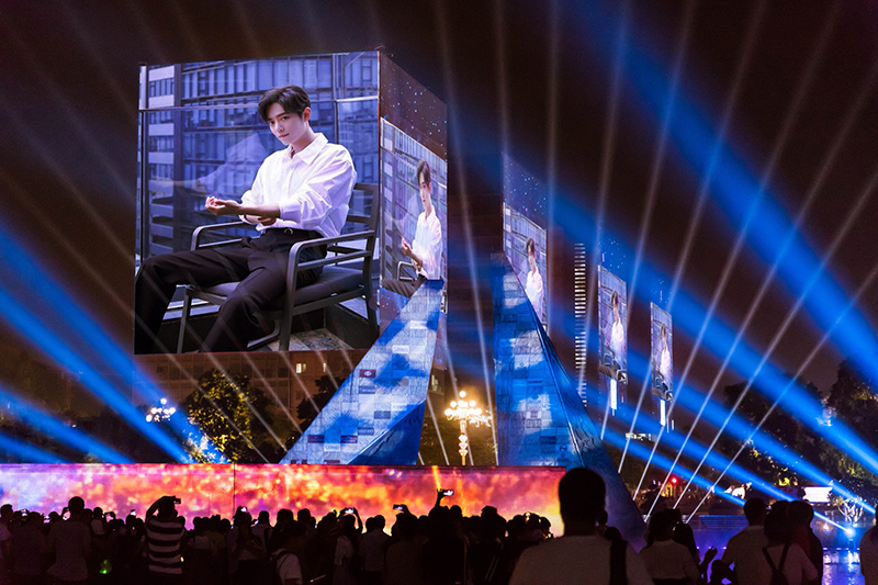 ���ݻ��ҿ�ѧ������㳡��������Ŀ